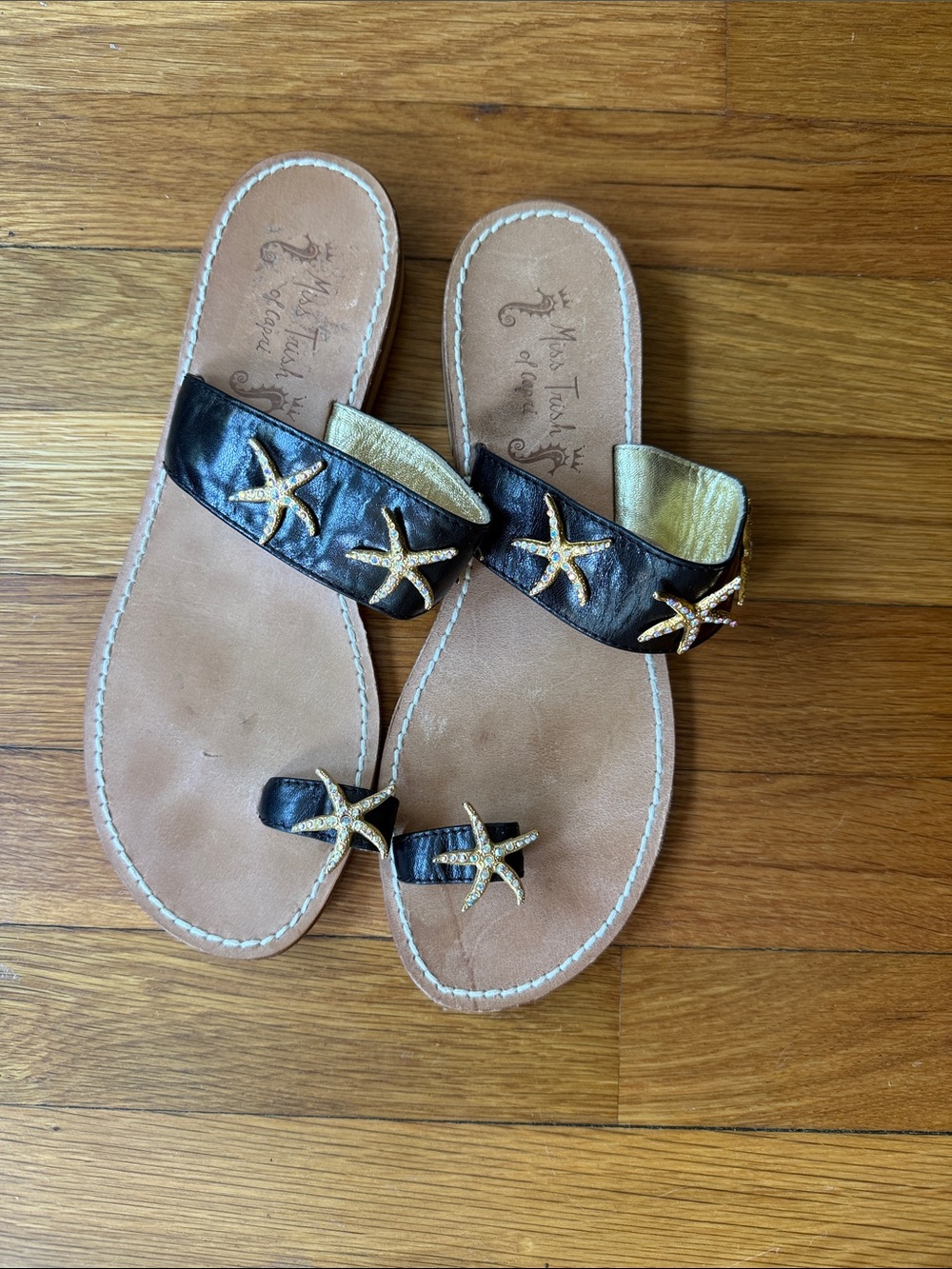 Starfish Embellished Black Leather Slide Sandals
